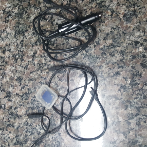 Magellan Roadmate 3000T portable car navigation unit 3.5 in screen bundle - Picture 4 of 4